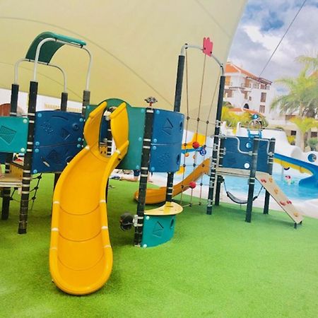Apartmán Wonderland With The Best Swimming Pool In Park S III Playa de las Americas  Exteriér fotografie