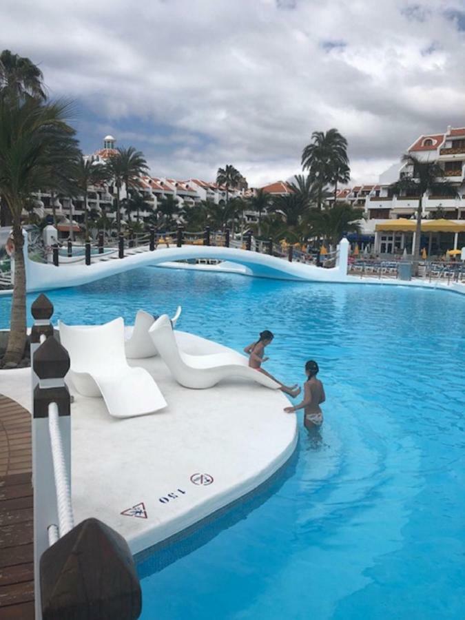 Apartmán Wonderland With The Best Swimming Pool In Park S III Playa de las Americas  Exteriér fotografie